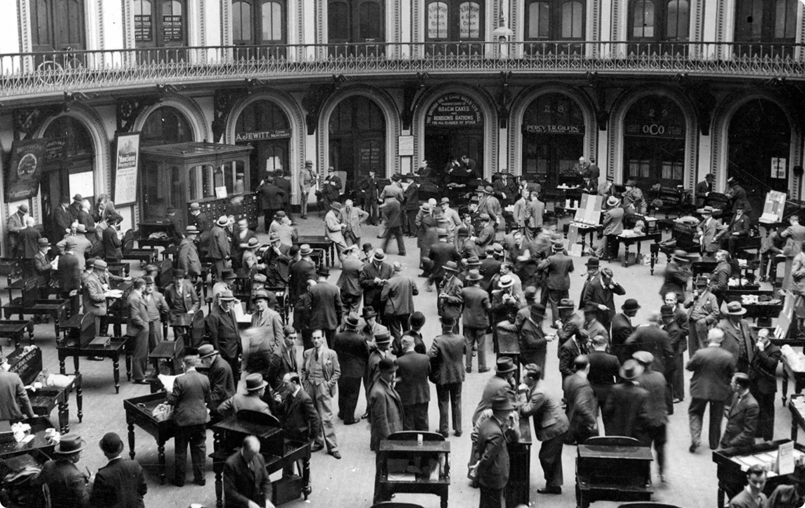 Historical photo interior of Leeds Corn Exchange