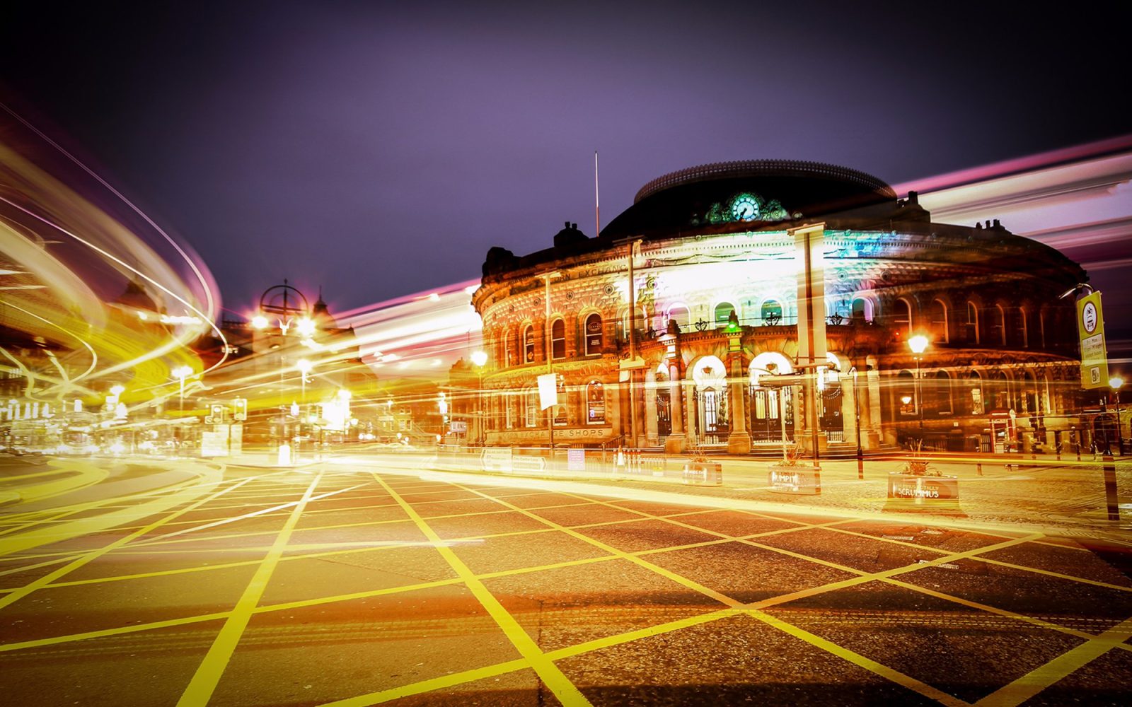 Leeds Corn Exchange night time time lapse